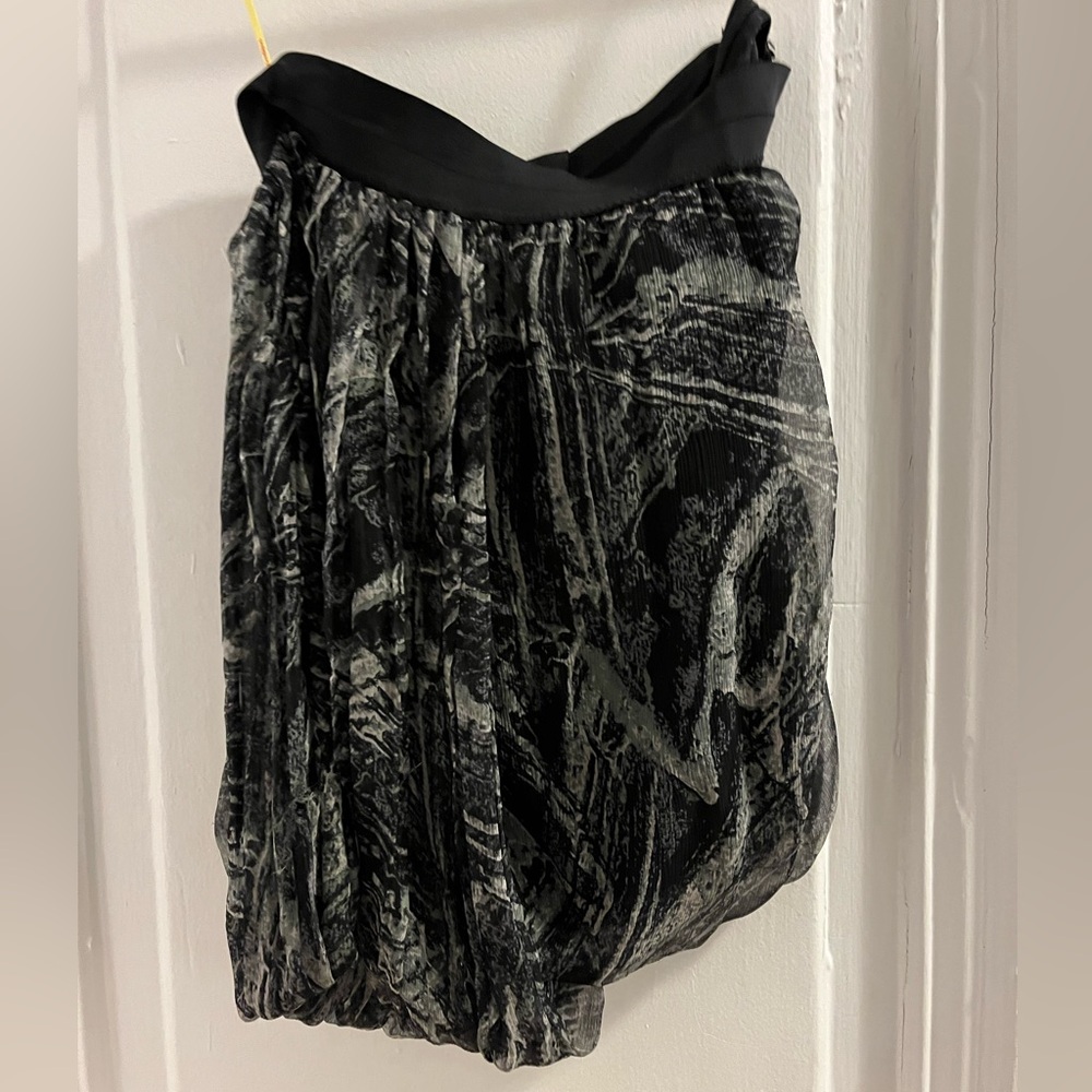 Catherine Malandrino Black and Gray A-Line Skirt
